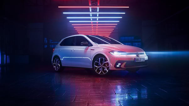 A car parked in a garage

Description automatically generated with low confidence