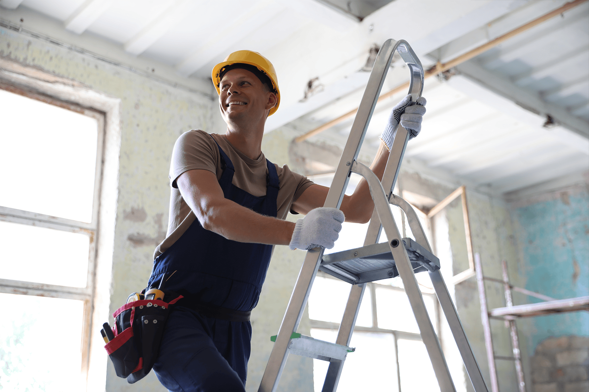 tradesman-on-a-ladder-smiling