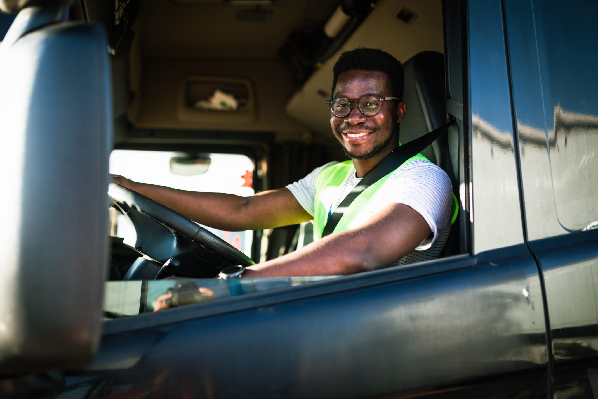 Young,Handsome,African,American,Man,Working,In,Towing,Service,